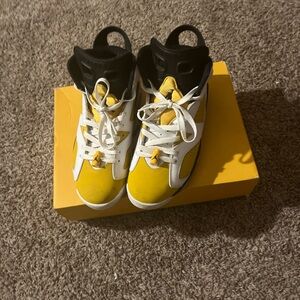 Bold Yellow and Black High-Top Sneakers
